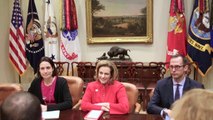 Bushati takon këshilltaren e Trump - Top Channel Albania - News - Lajme