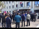 Report TV - Lezhë, rruga e dëmtuar, banorët e Torovicës tentojnë të hyjnë në bashki