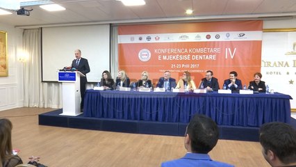 Report TV - Kongresi i shkencave mjekësore Manastirliu: 300 specialistë të rinj