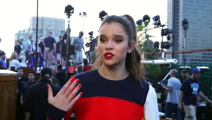 Hailee Steinfeld Gets Patriotic For July 4th