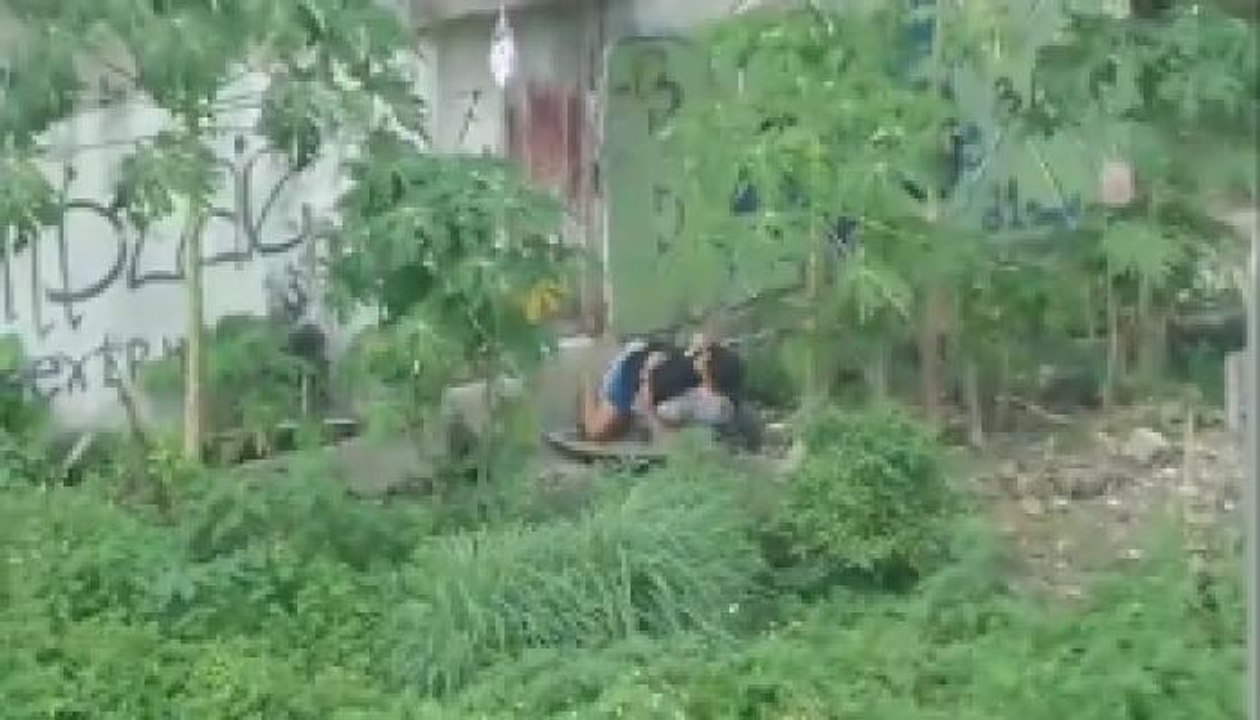 Pasrah,,, Di Perkosa Di Kebun - Video Dailymotion