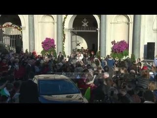 Papa Qendrat e refugjatëve, si kampe përqëndrimi - Top Channel Albania - News - Lajme