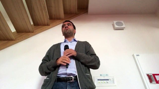 MEDINE EZANI MUHTESEM BIR SES. En güzel Medine ezanlari. Medine ezani indir. Medine ezani Abdulaziz Buhari. Bu ezani mutlaka dinleyin Arap makami ezan hafiz Metin Demirtas. MEDINE MAKAMI EZAN. Medine makaminda ezan. Medine makami Maqam bayati. Medineninla