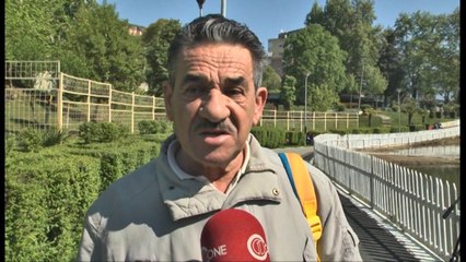Kopshti zoologjik mes qindra vizitorëve dhe shtimit të kafshëve të ndryshme