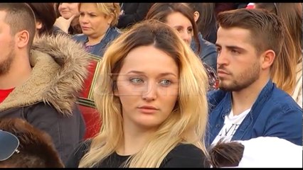 Ora News – Meta takim me të rinjtë e LRI: Më shumë vëmendje ndaj formimit profesional