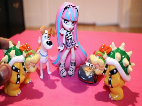 MOANA SAVES HER ISLAND BOWSER LIGHTENING MCQUEEN ROCHELLE MAX MOANA DISNEY DORAEMON CARS 3 SUPERMARIO MONSTER HIGH GOYLE