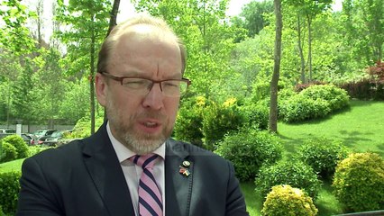 Ukraina kërkon fruta - Top Channel Albania - News - Lajme