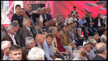 Ora News - Protesta - Basha: Presidenti, pazar i pisët. S’lejojmë Ramën të marrë peng demokracinë