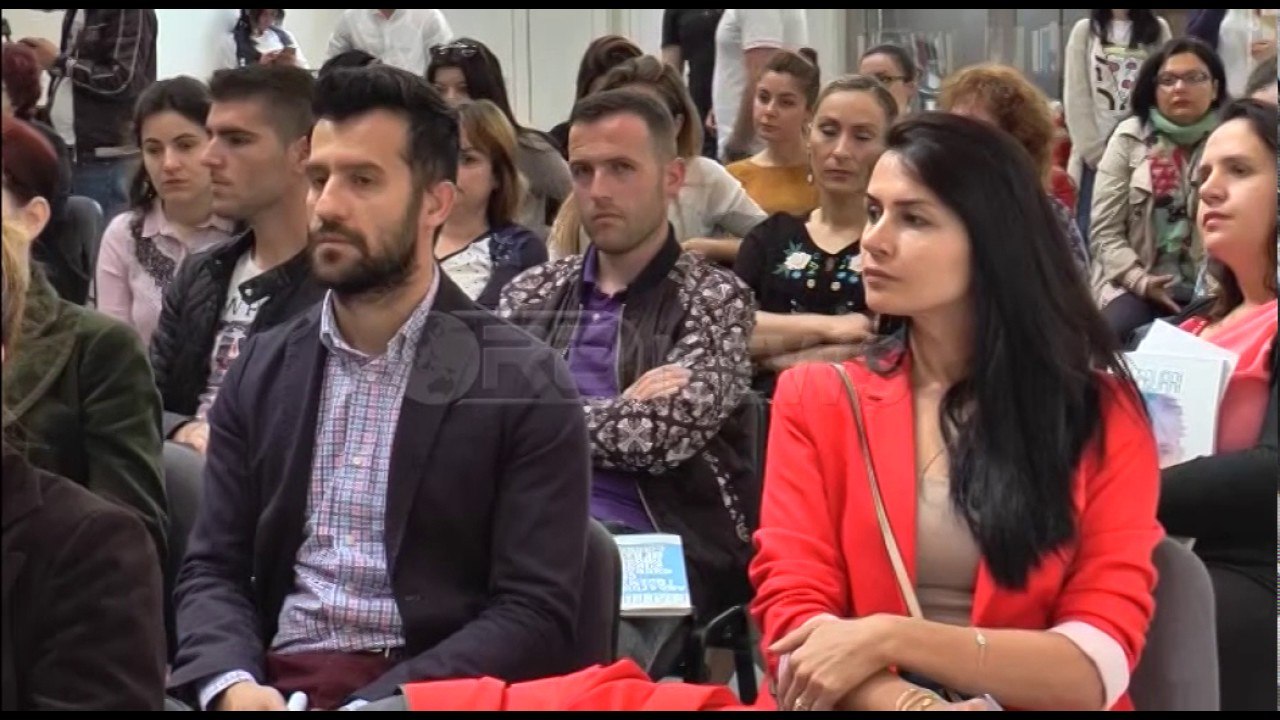 Ora News – Xhaçka, burrave: Mos lejoni dhunimin e nënës, motrës a bijës