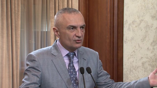 Dorëhiqet Ilir Meta! - News, Lajme - Vizion Plus