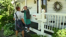 Ohio Mail Carrier Credited With Saving Elderly Man`s Life