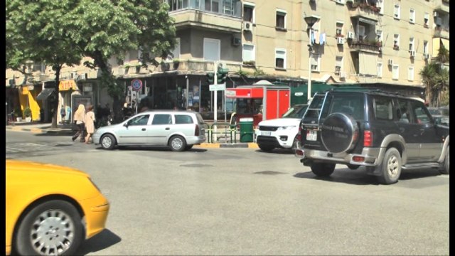 Aksidentet rrugore, ekspertët:Çdo vit në Shqipëri vdesin rreth 300 persona, plagosen rreth 2 mijë