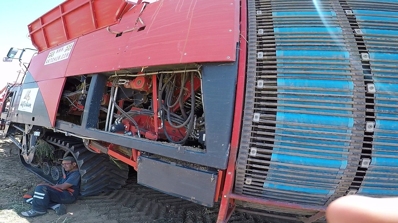 Kendi yürür patates hasat makinesi inceleme