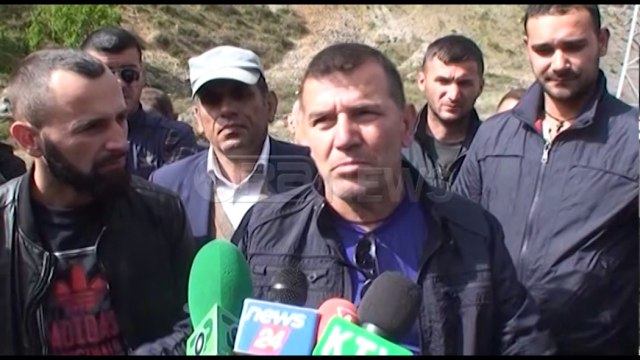 Ora News – Kukës, banorët e Lojmes protestë kundër Ujësjellësit që furnizon qytetin