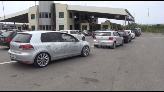 Ora News – Shqiptarët dynden drejt Malit të Zi për 1 Majin