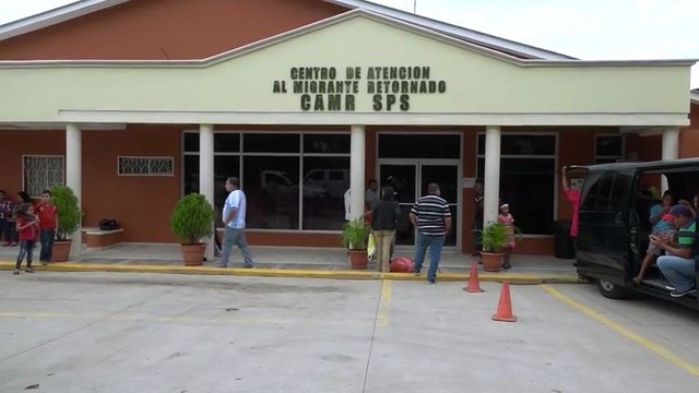 Llegan menos hondureños deportados de México