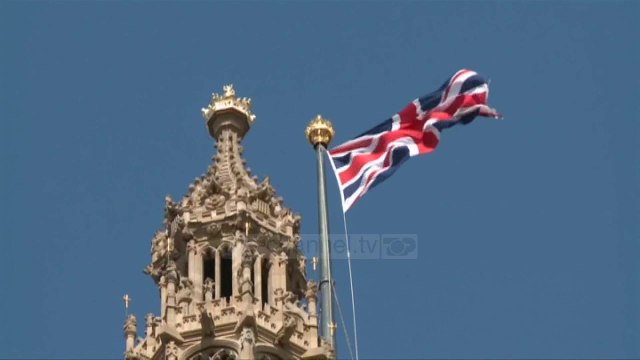 Theresa May në sulm: BE po tenton të ndikojë zgjedhjet- Top Channel Albania - News - Lajme