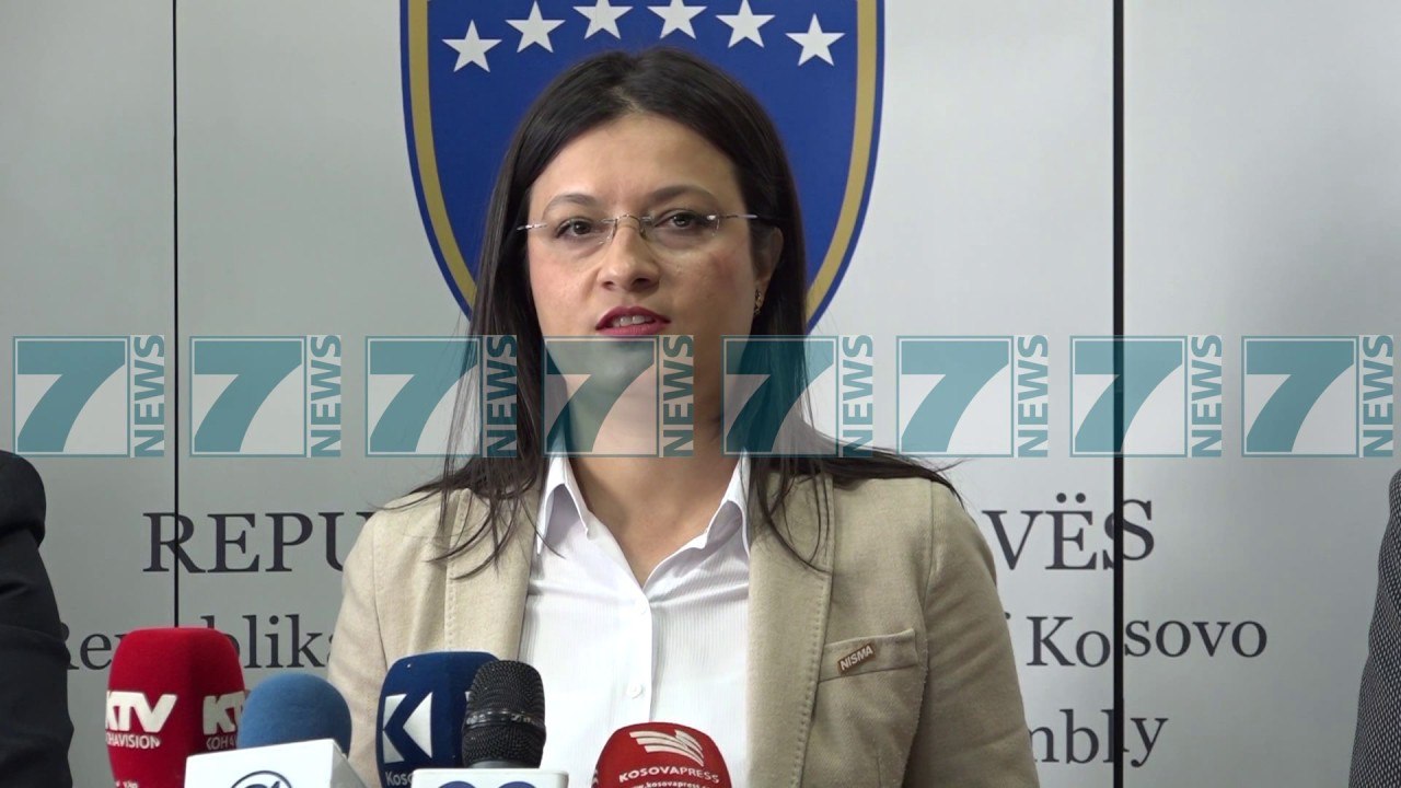 OPOZITA NE KOSOVE DOREZON MOCIONIN E MOSBESIMIT NDAJ QEVERISE - News, Lajme - Kanali 7
