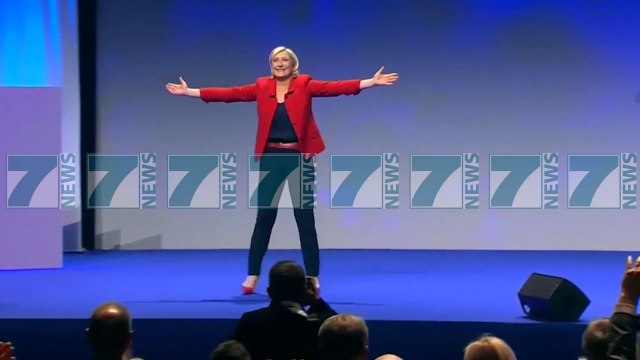 EMMANUEL MACRON DHE MARINE LE PEN PERBALLEN NE RAUNDIN E DYTE - News, Lajme - Kanali 10