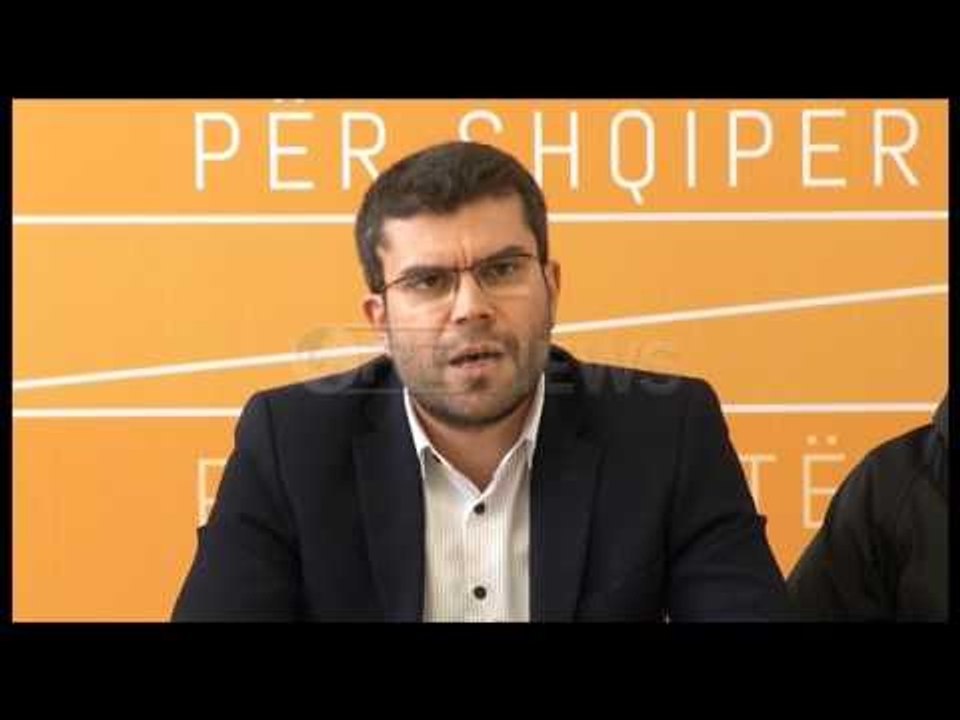 Ora News – Sfida kërkon vetting për politikanët: Neni 449 mbyll dosjet e korrupsionit