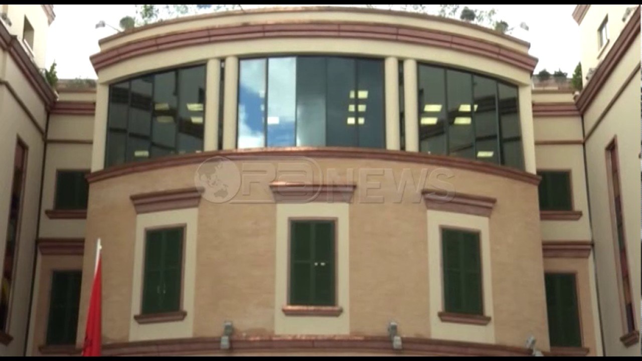 Ora News – Zgjedhjet e 18 qershorit, 3 mln e 450 shtetas kanë të drejtën e votës