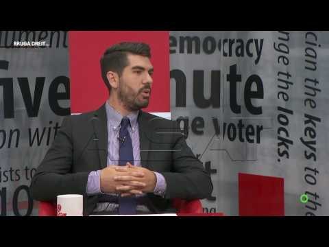 Rruga drejt , debat mbi zhvillimet politike