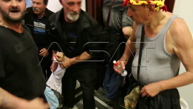 Приведени двајца осомничени за напад на Зијадин Села