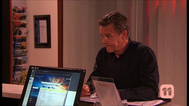 [Neighbours] 7618 Leo & Paul & Steph Scene