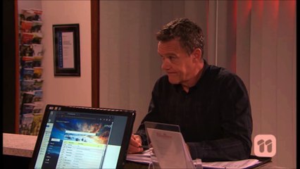 [Neighbours] 7618 Leo & Paul & Steph Scene