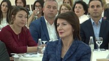 Mbahet konferenca ''Ndihmoni gratë tani'' - Lajme