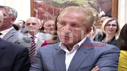 Nishani takon krerët e partive politike në Kosovë