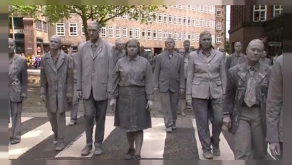 G20: "1000 Gestalten" ziehen durch Hamburg