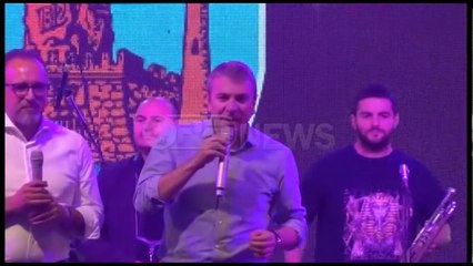 Ora News - Çelet sezoni turistik në Vlorë, Leli: Turistët do shijojnë mikpritjen e traditën