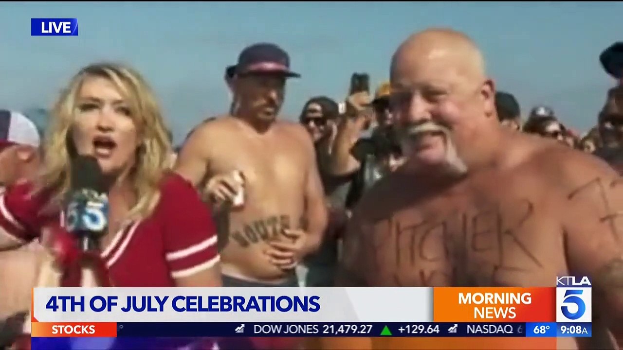 Cette reporter va vivre un sale moment pour le 4 juillet... Tous bourrés