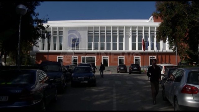 Ora News – KLGJ dhe KLP, Kushtetuesja pranon pjesërisht kërkesën e PD