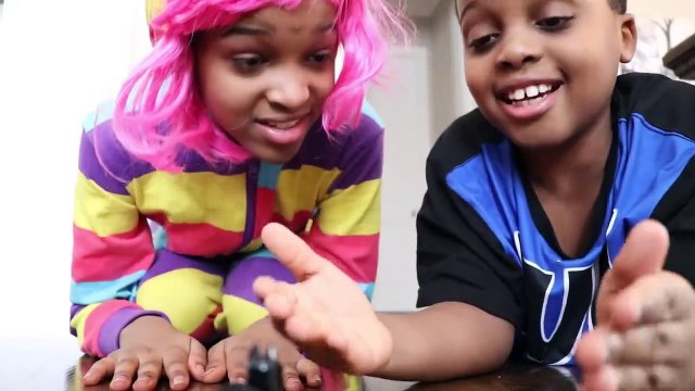 Lego Batman Joker ATTACKS Bad Baby Shiloh and Shasha - Onyx Kids-TYex57kKrqA