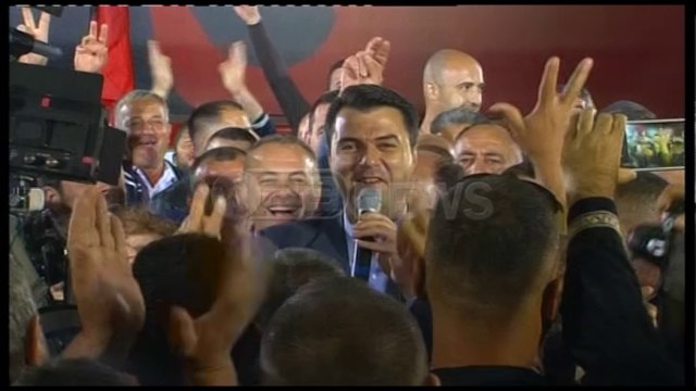 Ora News - Pakti Rama-Basha - Zbardhet sot marrëveshja, pas finalizimit pritet mbyllja e çadrës