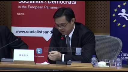 Hoyt Brian Yee: Rusia, ndikim malinj në Ballkan - Top Channel Albania - News - Lajme