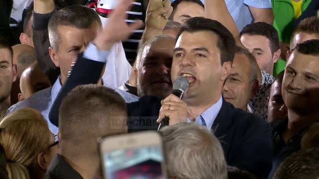 Lirohet bulevardi. Pas 3 muajsh, çmontohet çadra - Top Channel Albania - News - Lajme