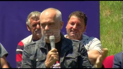 Ora News - Rama: Nëse çadra vjen në pushtet na zë brenda të gjithëve, si në 1997