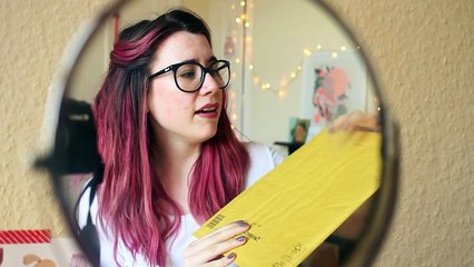 All about running a ONLINE SHOP + quick office tour! ~ Frannerd