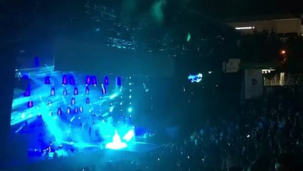 Tarkan - Beni Cok Sev- (Harbiye konseri 2017)