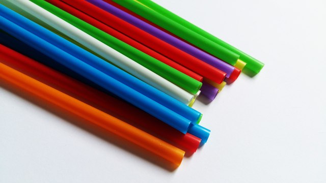 6 Astuces pratiques à faire avec des pailles de plastique