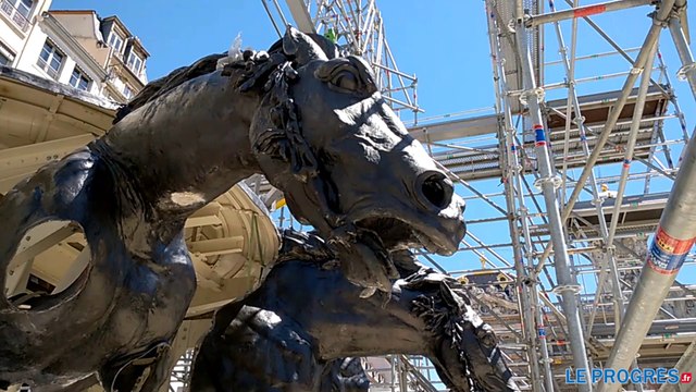 Lyon : la fontaine Bartholdi retrouve ses chevaux