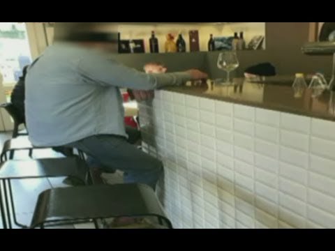 Darfo Boario Terme (BS) - Al bar invece che lavorare, denunciato operaio (06.07.17)