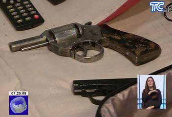 Dos personas detenidas tras allanamiento ejecutado por la policía