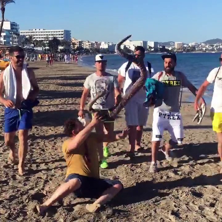 Hahaha this guy prank is PERFECT