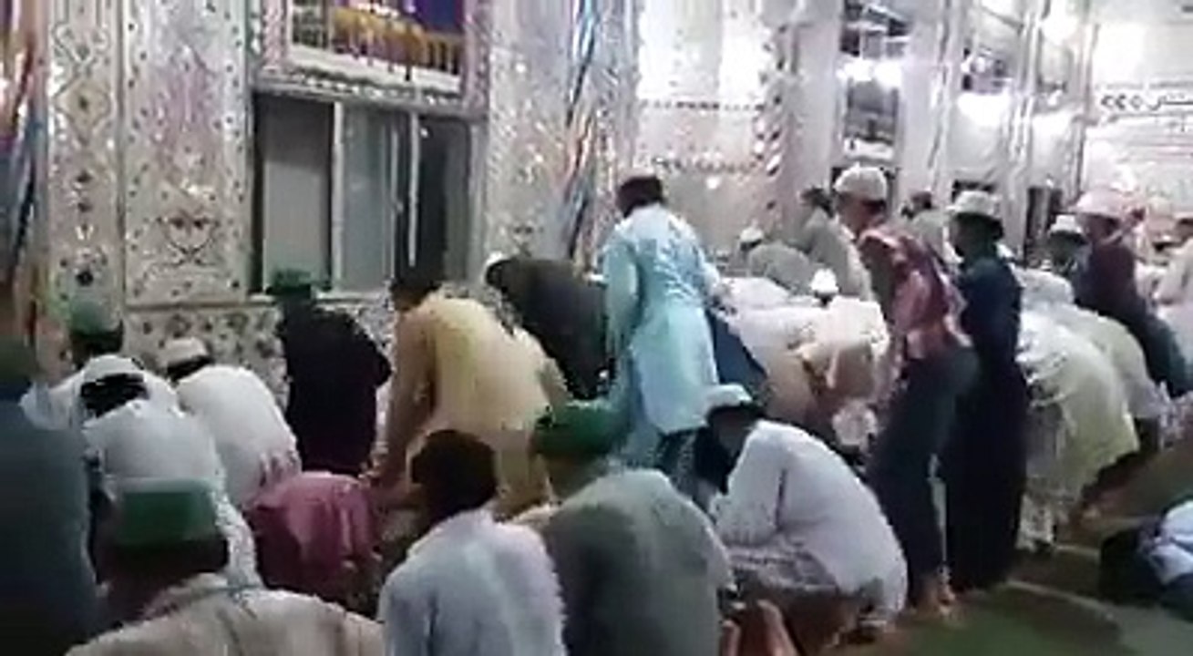 Fastest prayer ever. Astugfirullah