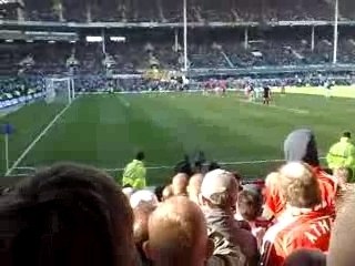dirk kuyt scores his first at goodison park TODAY