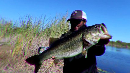 Rocket Fishing Rod VS Spiderman Rod CHALLENGE!!!
